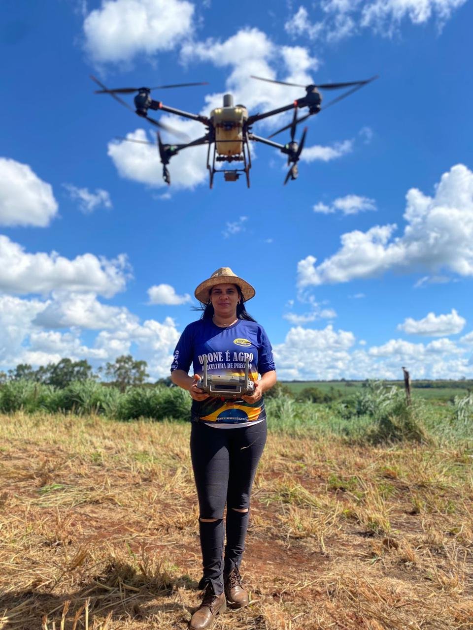 Drone agrícola em atividade prática